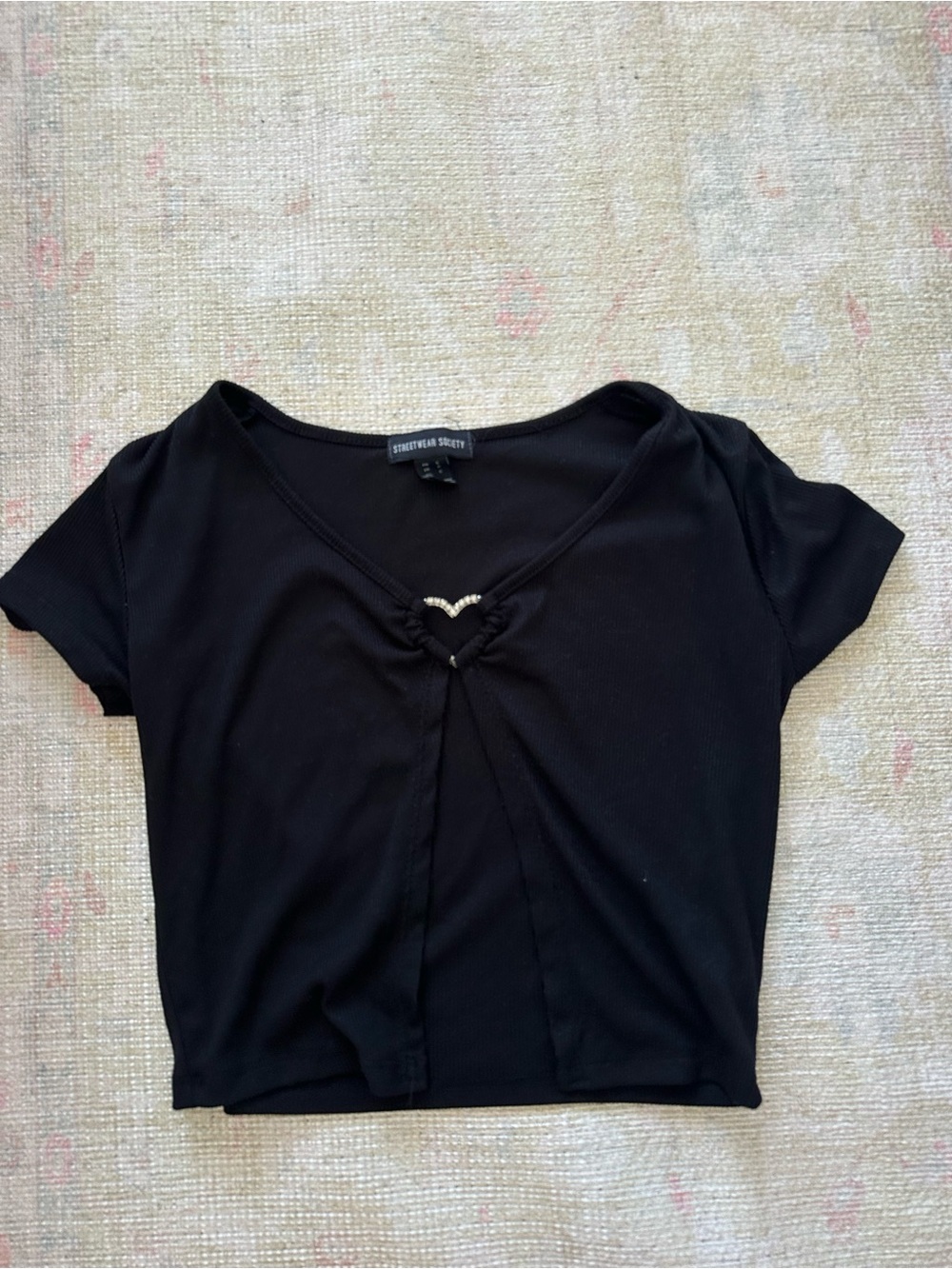 Black Short Sleeve Heart-Detail Crop Top